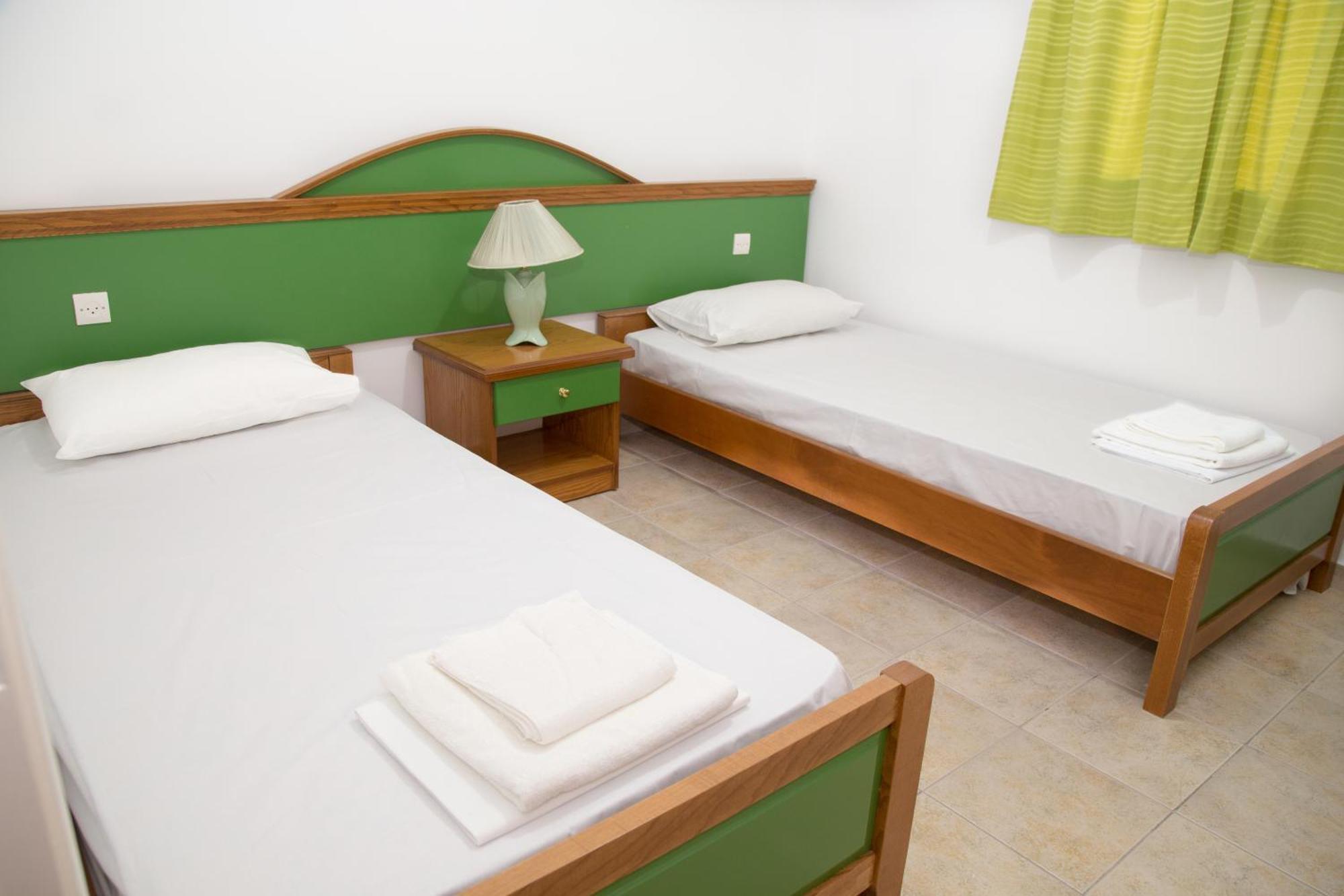 Maria'S Apartments Skaliá Екстериор снимка