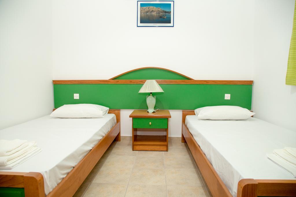 Maria'S Apartments Skaliá Екстериор снимка